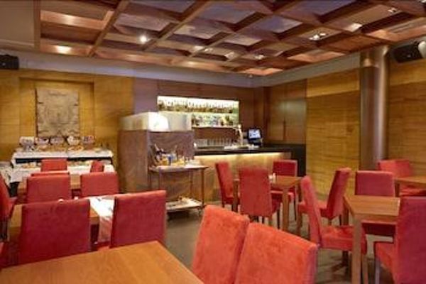 Hotel Sancho Abarca (Huesca)